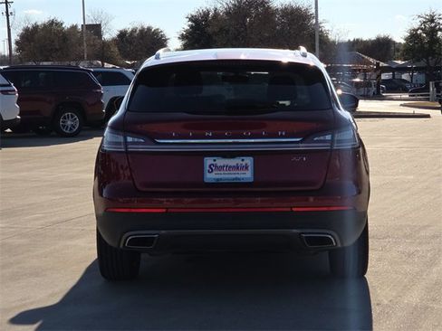 Used 2019 Lincoln Nautilus Reserve image 7