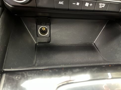 Used 2020 MAZDA CX-5 Touring image 22