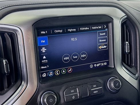 Used 2020 Chevrolet Silverado 1500 LTZ w/ LTZ Premium Package image 29