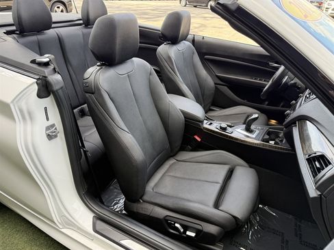 Used 2017 BMW 230i Convertible RWD image 21