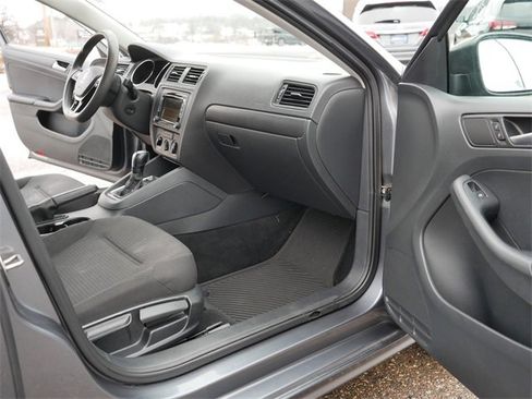 Used 2015 Volkswagen Jetta S image 20