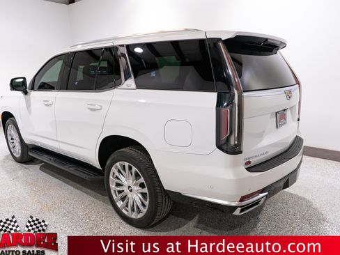 Used 2024 Cadillac Escalade Premium Luxury w/ Performance Package AWD/4WD image 3