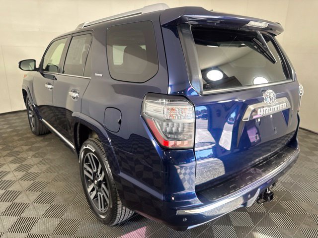 Used 2016 Toyota 4Runner Limited AWD/4WD image 6