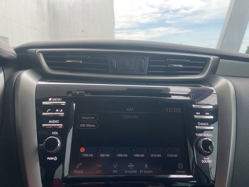 Used 2022 Nissan Murano SV FWD image 16