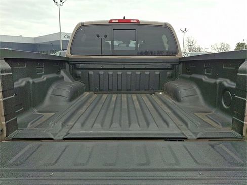 Used 2022 Nissan Frontier PRO-4X w/ Off-Road Protection Package image 28