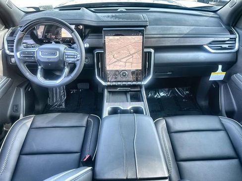 New 2026 GMC Acadia Denali w/ Super Cruise Package image 21