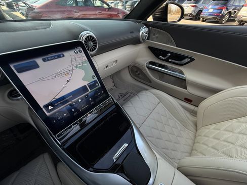 Used 2022 Mercedes-Benz SL 63 AMG 4MATIC image 29