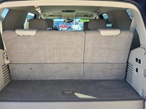 Used 2017 GMC Yukon Denali w/ Enhanced Security Package image 13