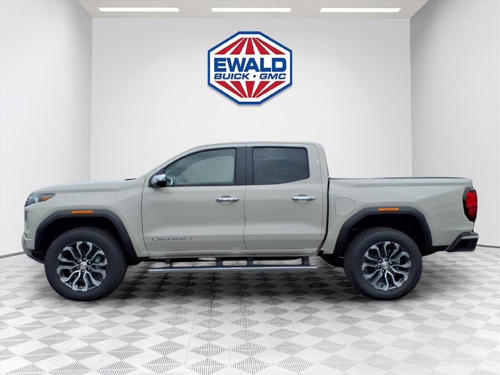 New 2026 GMC Canyon Denali AWD/4WD image 3