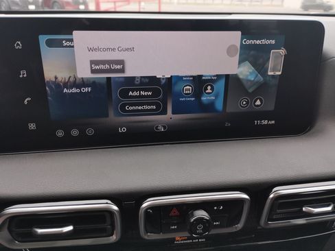 New 2026 Nissan Sentra SR w/ Floor Mat Package FWD image 18