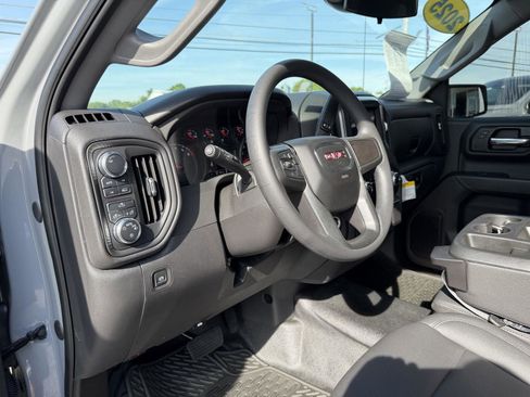 Used 2025 GMC Sierra 1500 Pro w/ Pro Value Package AWD/4WD image 13