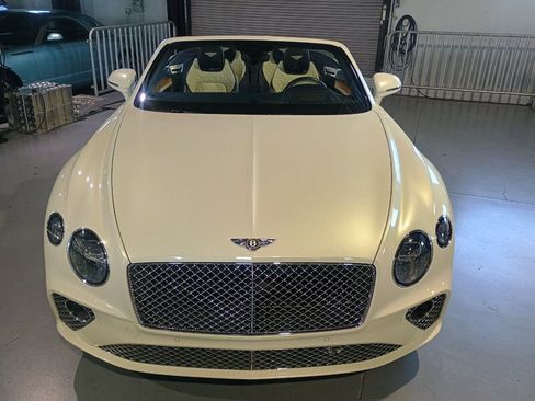 Used 2020 Bentley Continental GTC image 10