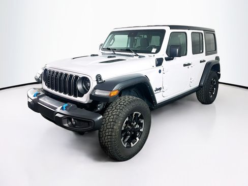 Used 2024 Jeep Wrangler Unlimited Rubicon 4xe AWD/4WD image 3
