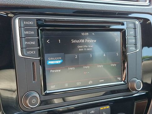 Used 2018 Volkswagen Jetta Sport FWD image 23