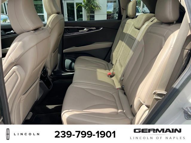 Certified 2021 Lincoln Nautilus Reserve FWD image 12