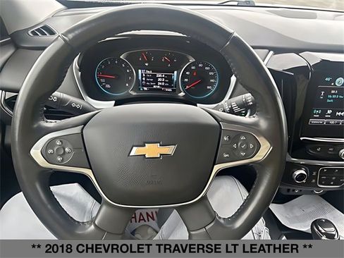 Used 2018 Chevrolet Traverse LT w/ LPO, Black Accent Package image 27