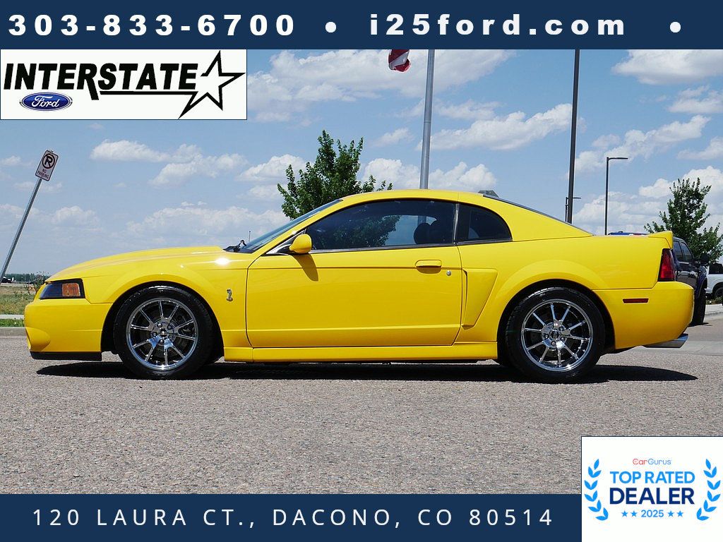 Used 2004 Ford Mustang Cobra RWD image 2