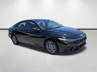 Used 2024 Hyundai Elantra SEL