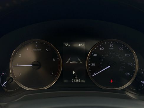 Used 2019 Lexus IS 300 image 19