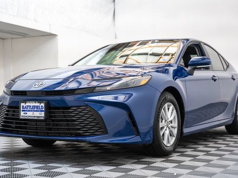 Certified 2026 Toyota Camry LE w/ Convenience Package FWD image 3
