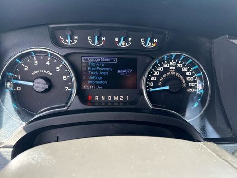Used 2012 Ford F150 XLT w/ XLT Chrome Pkg image 13