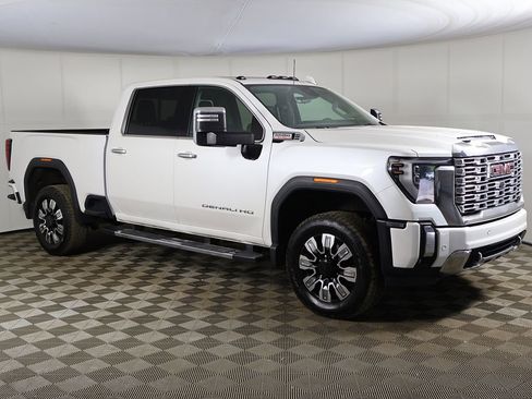 Used 2024 GMC Sierra 2500 Denali w/ Denali Reserve Package AWD/4WD image 50