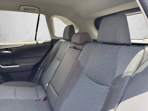 Certified 2025 Toyota RAV4 XLE FWD image 20