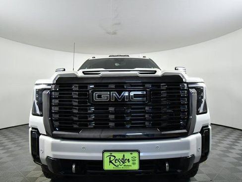 Used 2024 GMC Sierra 3500 Denali Ultimate image 7