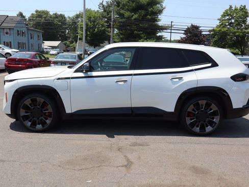 Used 2023 BMW XM AWD/4WD image 8
