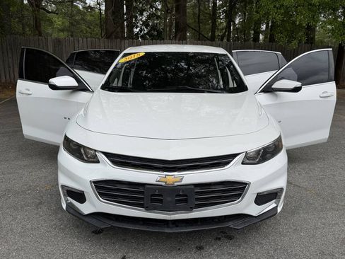 Used 2018 Chevrolet Malibu LT FWD image 23