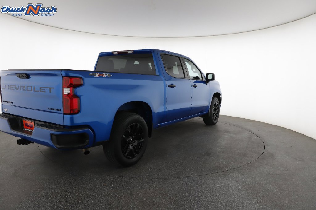Used 2024 Chevrolet Silverado 1500 Custom w/ LPO, Dark Essentials Package AWD/4WD image 12