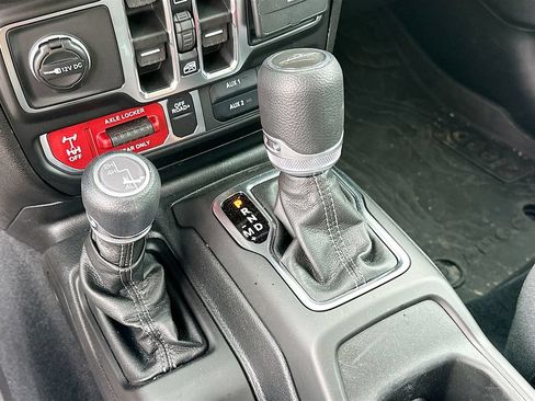 New 2026 Jeep Gladiator Sport AWD/4WD image 20