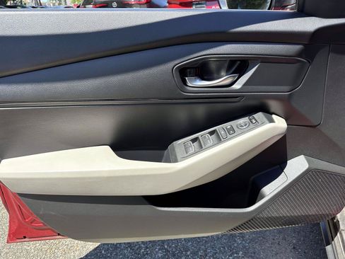 Used 2023 Honda Accord LX image 16