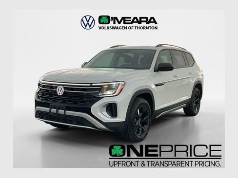 New 2026 Volkswagen Atlas Peak Edition image 1