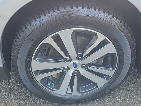 Used 2019 Subaru Outback 2.5i Limited image 6