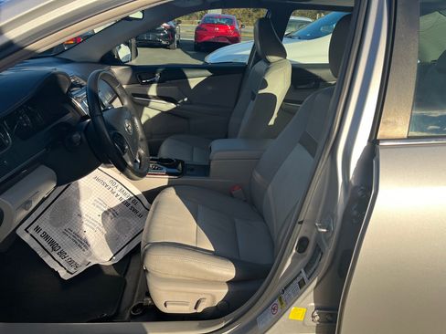 Used 2012 Toyota Camry XLE image 13
