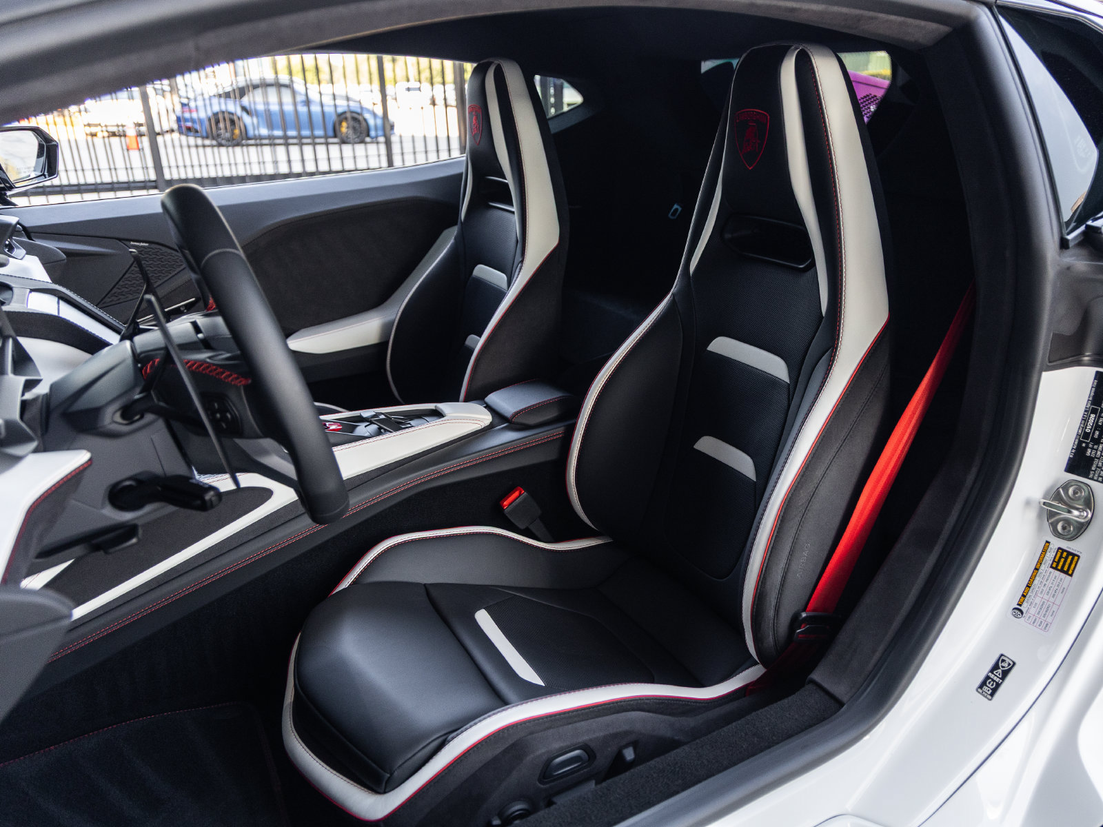 Used 2026 Lamborghini Temerario AWD/4WD image 35