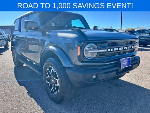 Used 2024 Ford Bronco Outer Banks image 8