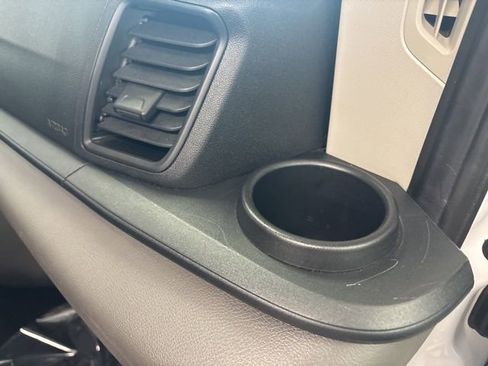 Used 2023 Ford Transit 350 XLT image 32