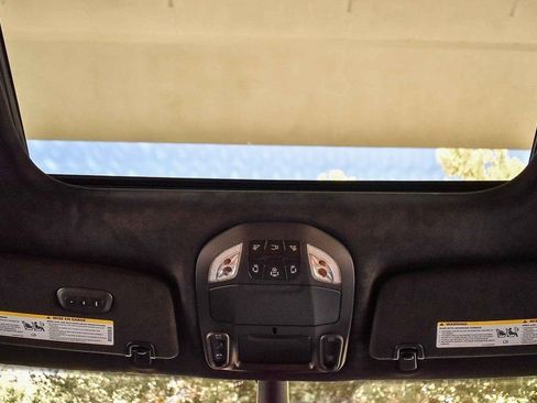 New 2026 Chrysler Pacifica Pinnacle w/ Trailer Tow Group image 16