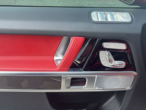 Used 2022 Mercedes-Benz G 550 image 9