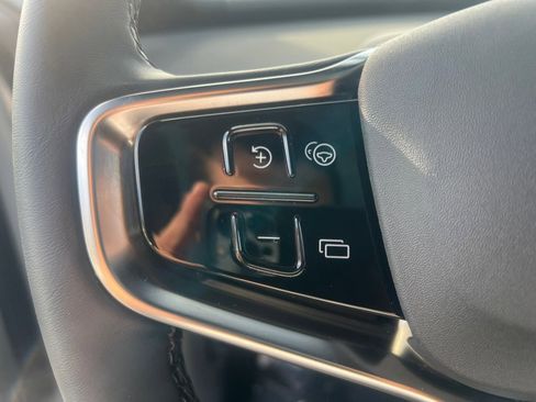 Used 2025 Volvo EX30 Ultra image 12