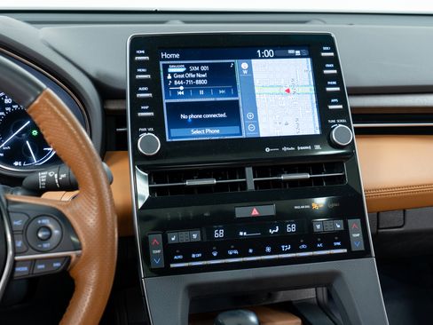 Used 2021 Toyota Avalon Limited w/ Protection Package (TMS) FWD image 19