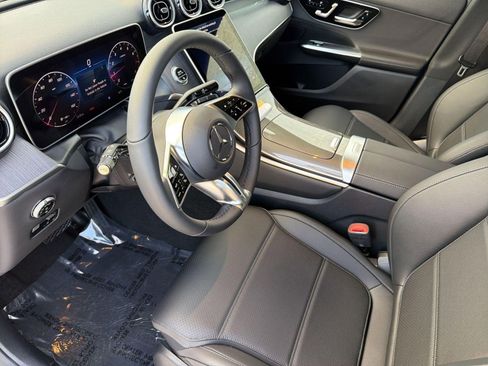 New 2026 Mercedes-Benz GLC 300 image 4
