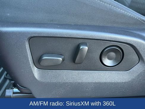 Certified 2025 Chevrolet Silverado 1500 LT image 21