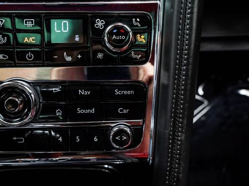 Used 2018 Bentley Mulsanne RWD image 30