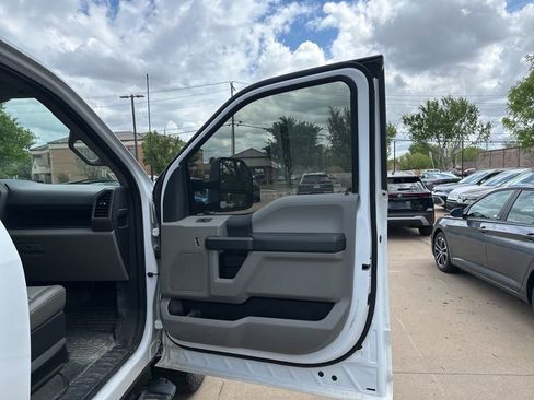 Used 2022 Ford F250 XL w/ STX Appearance Package image 19