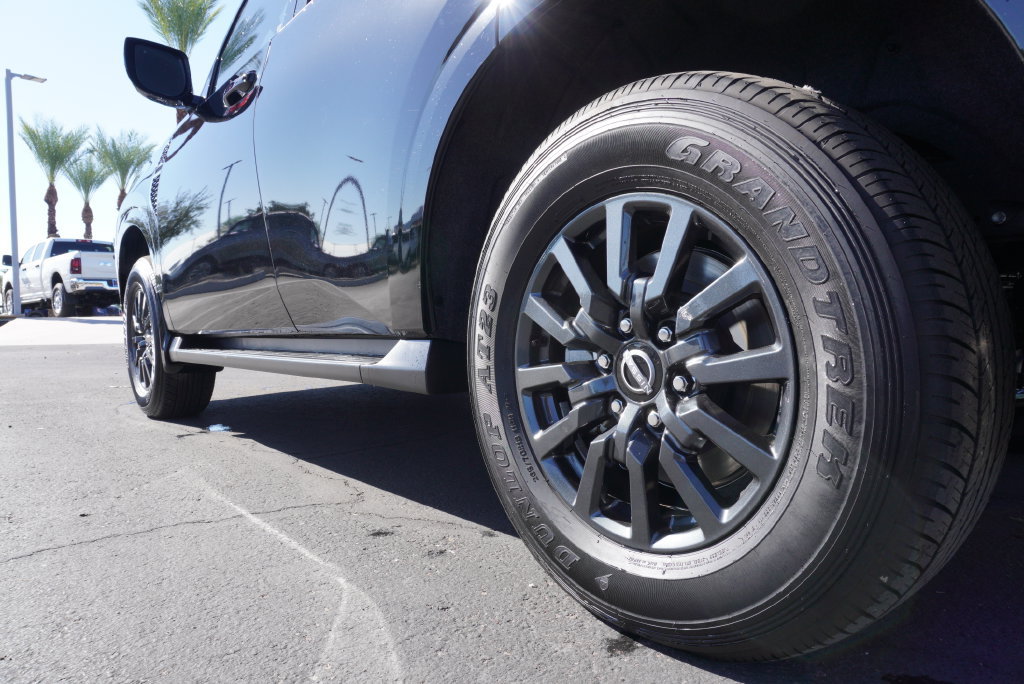 Certified 2025 Nissan Armada SV AWD/4WD image 6