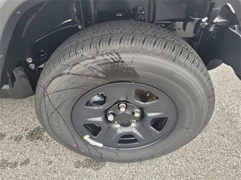 New 2026 Jeep Gladiator Sport image 17