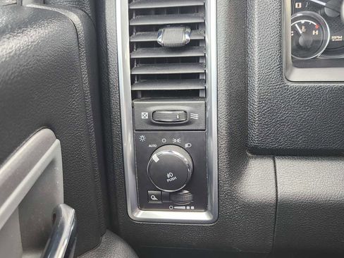 Used 2018 RAM 2500 Power Wagon w/ Leather & Luxury Group image 25